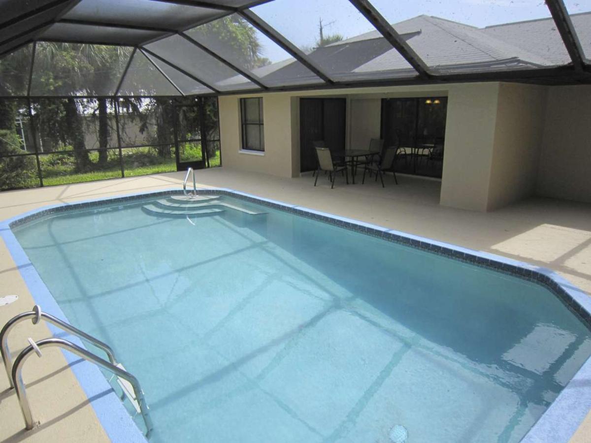 Vacation Home Falcon Lehigh Acres Esterno foto